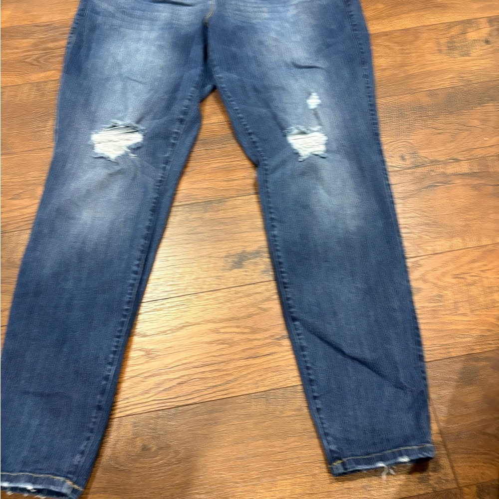 Torrid Blue Skinny jeans Jeggings Distressed size 22